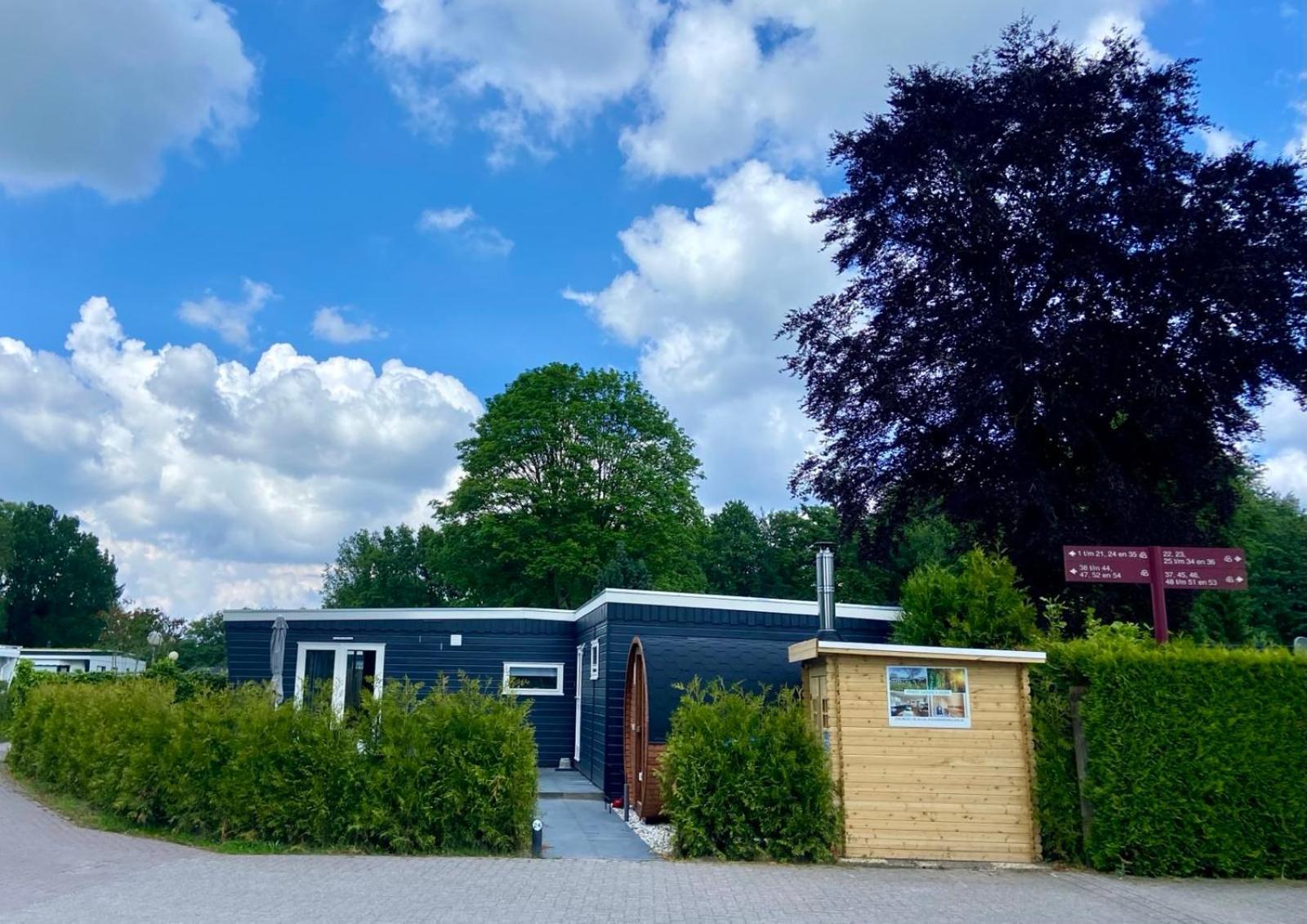 Veluwe Vakanties Chalets With Private Barrel Sauna - With Pool Bar And Restaurant Facilities In The Veluwe National Park Putten Luaran gambar