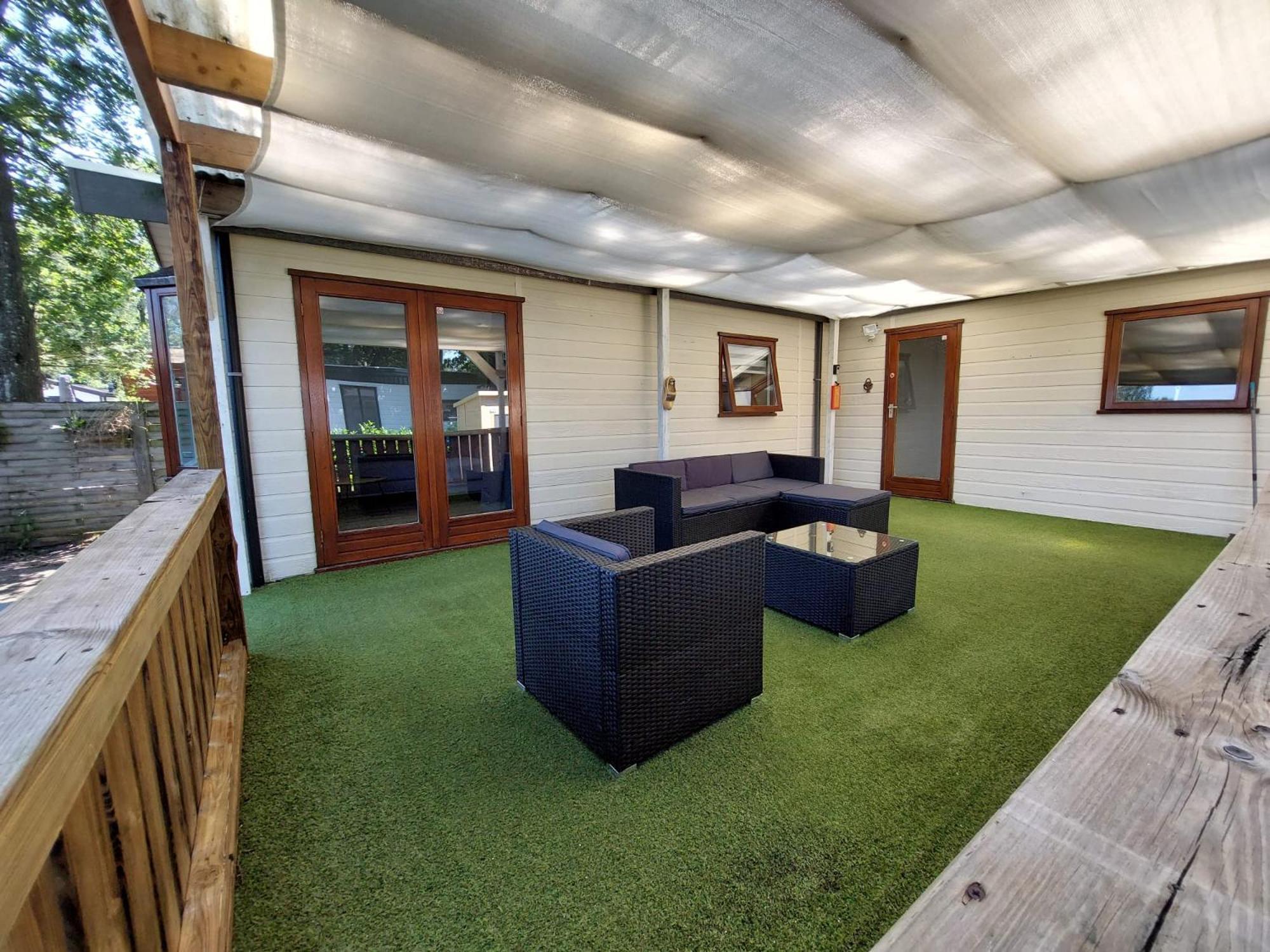 Veluwe Vakanties Chalets With Private Barrel Sauna - With Pool Bar And Restaurant Facilities In The Veluwe National Park Putten Bilik gambar